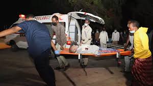 Attaque meurtrière d'un restaurant à Mogadiscio, en Somalie