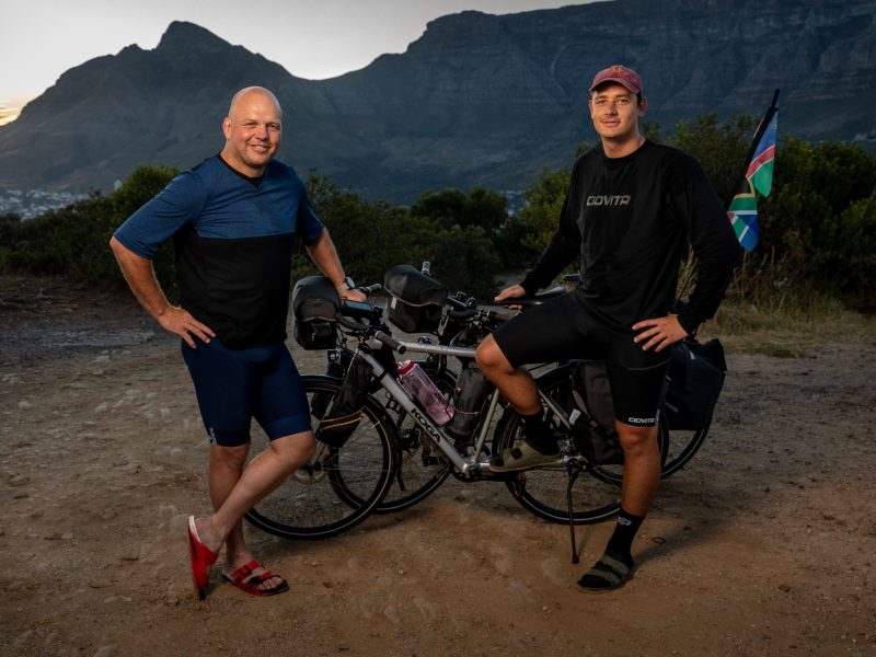 Voyage à vélo du Japon au Nouvelle-Zélande, l’aventure de 2 touristes sud-africains